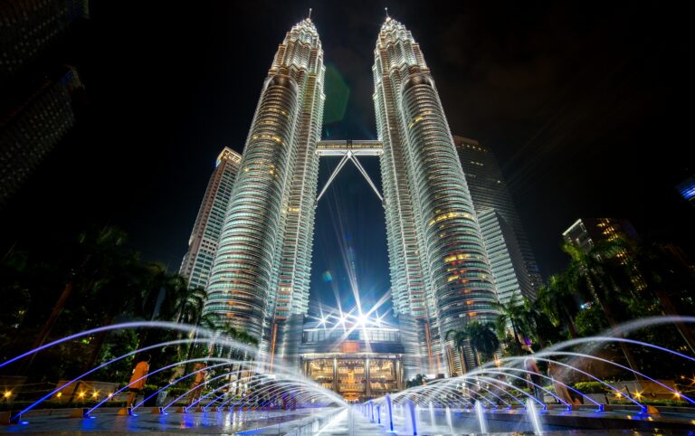 Image of the Petronas Twin Towers in Kuala Lumpur, Malaysia