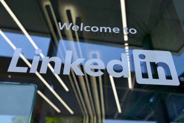 Your Guide to B2B Marketing on LinkedIn in 2021